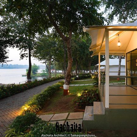 White Feather Resort Kauncha Silvassa Extérieur photo