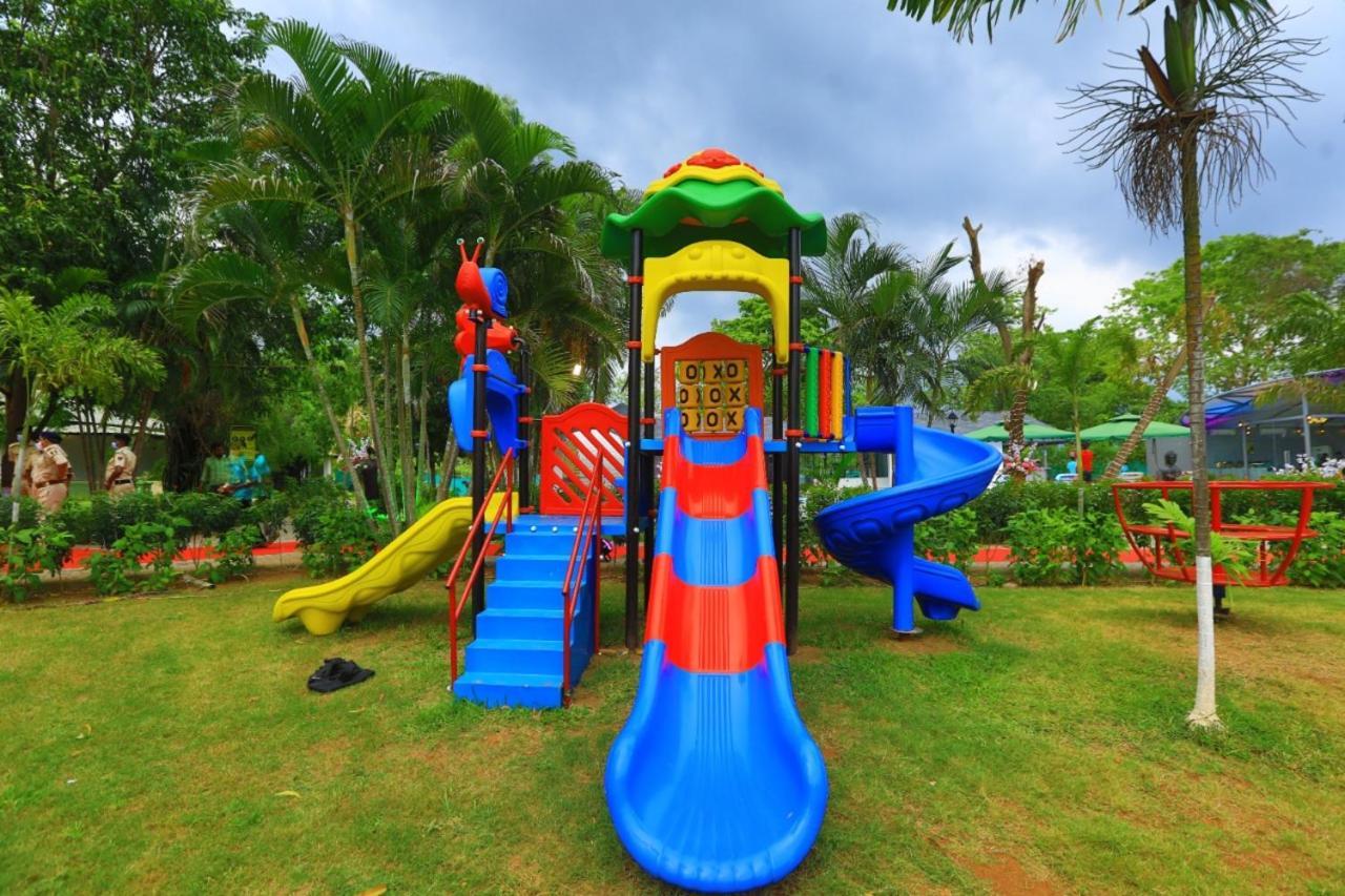White Feather Resort Kauncha Silvassa Extérieur photo