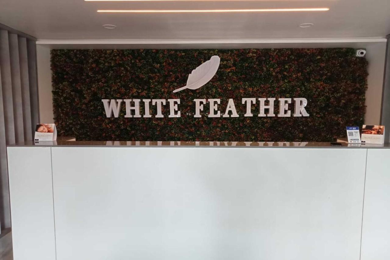 White Feather Resort Kauncha Silvassa Extérieur photo