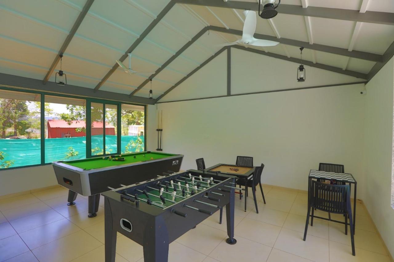 White Feather Resort Kauncha Silvassa Extérieur photo