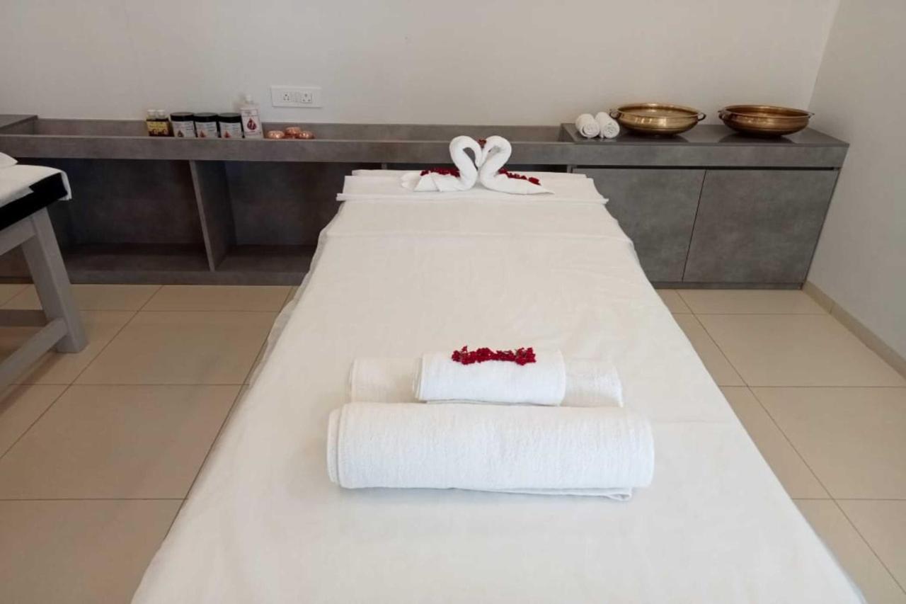 White Feather Resort Kauncha Silvassa Extérieur photo