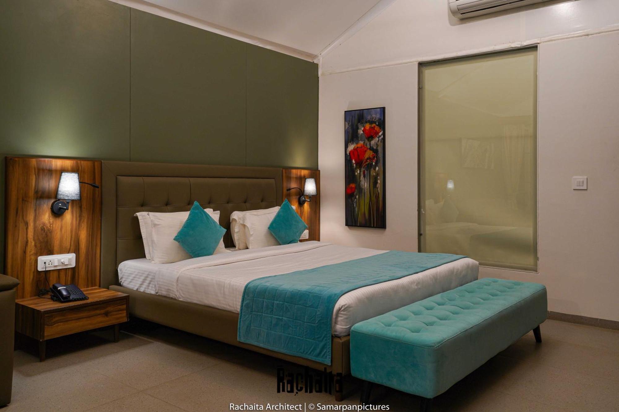 White Feather Resort Kauncha Silvassa Extérieur photo